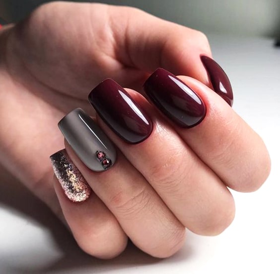 valentines-day-diy-burgundy-nail-designs-min