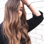 caramel-balayage-hair-trend-min