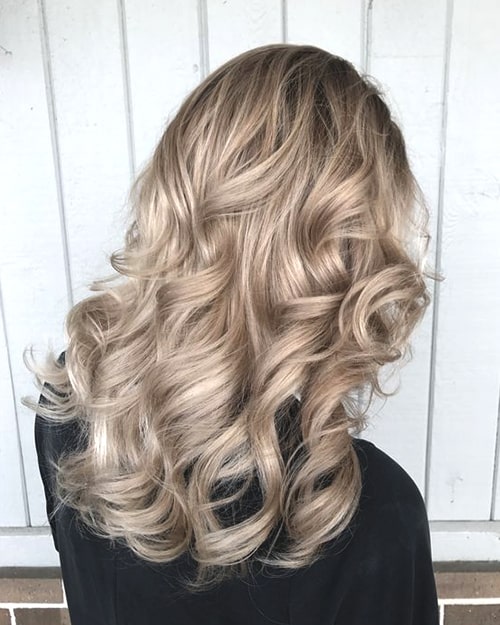 champagne-blonde