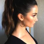 classy-ponytail-medium-lenght-hairstyles-min