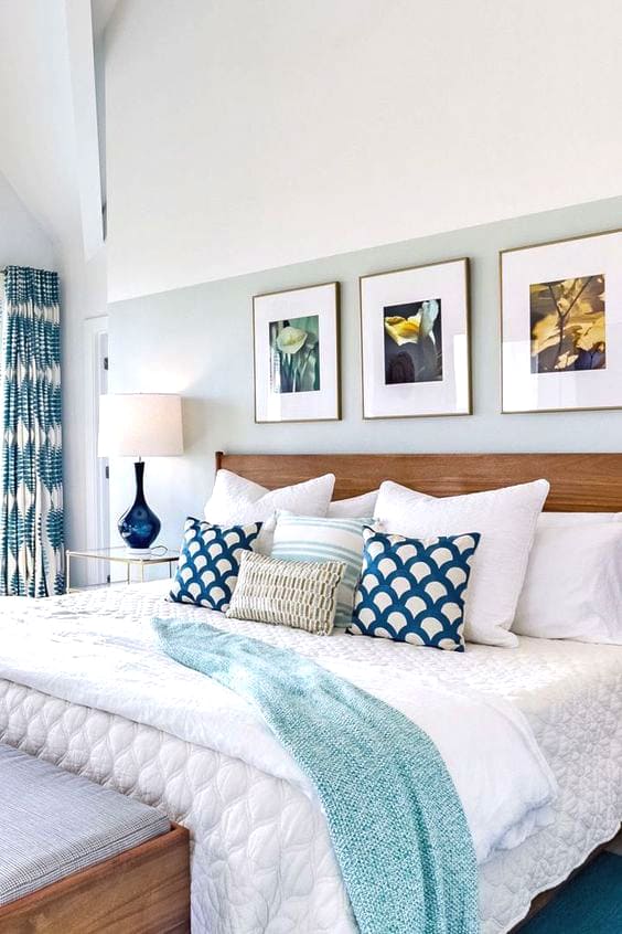 coastal-beach-bedroom-design-ideas-min