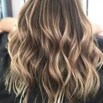 golden-highlights-bronde-min