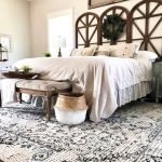 home-decoration-farmhouse-bedroom-design-min