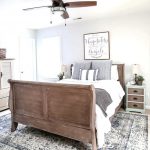 modern-farmhouse-bedroom-design-ideas-min