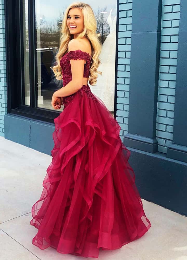 63 Fashionable Prom Dresses That Make You The Queen Of Prom Night