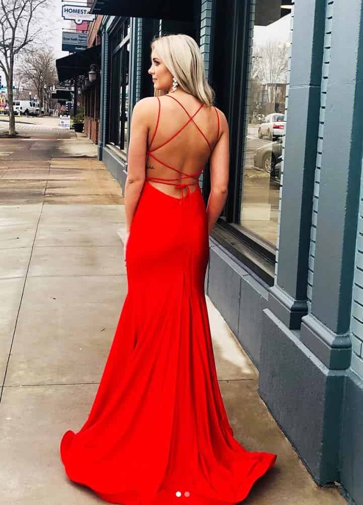 63 Fashionable Prom Dresses That Make You The Queen Of Prom Night