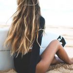 beachy-blonde-highlights-summer-hair-min
