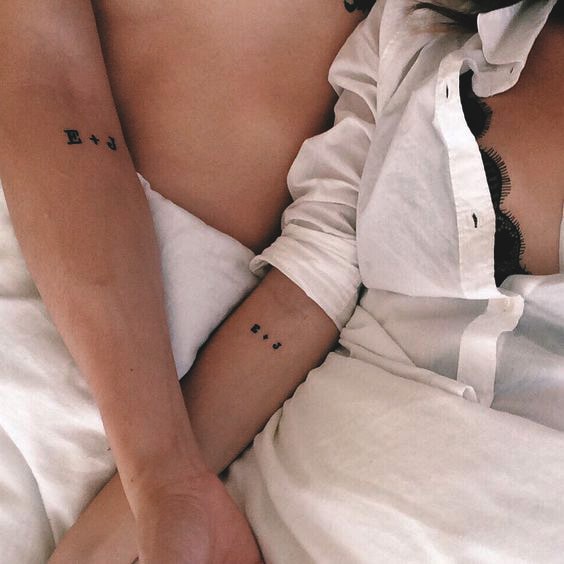 81 Unique & Matching Couples' Tattoo Ideas To Try in 2019