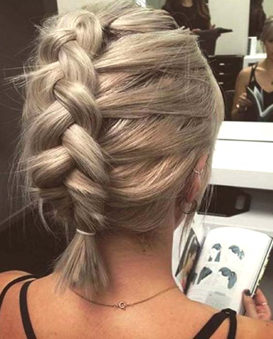 64 Adorable Short Hair Updos That Are Supremely Easy To Copy