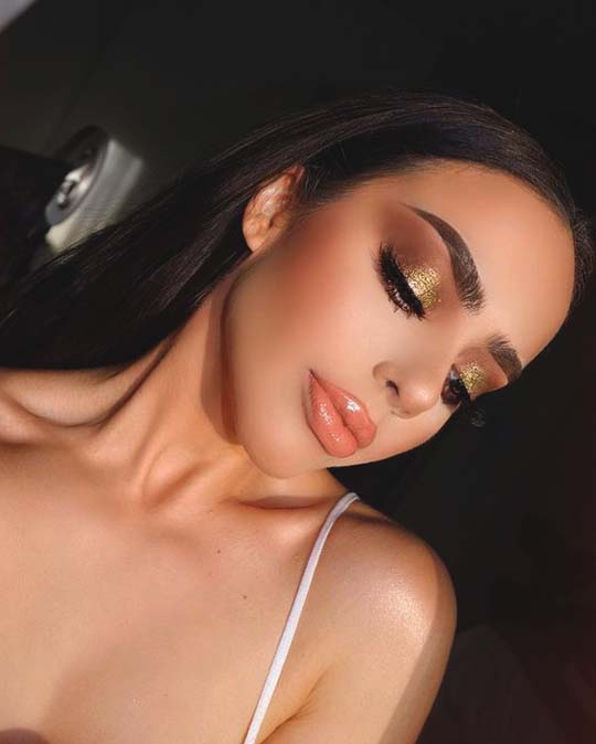 10 Ultimate Summer Makeup Trends That Are Hotter Than The Summer Days