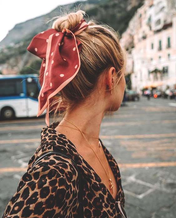 64 Adorable Short Hair Updos That Are Supremely Easy To Copy