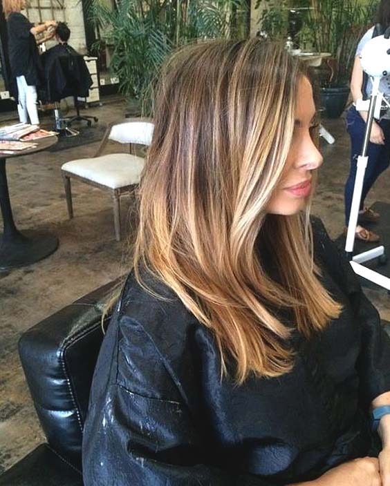 70 The Best Modern Haircuts & Hair Colors For Women Over 30