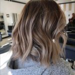 bronde-lob-wavy-hairstyle-look