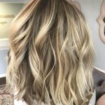 dirty-blonde-lob-haircut