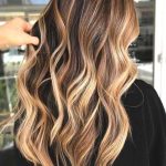 caramel-highlights-dark-brown-hair-fall-trends