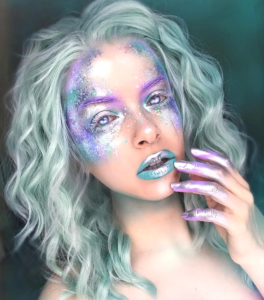 cosmic-alien-makeup-look-halloween-sexy-spooky-makeup-ideas | Ecemella