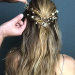 half-up-half-down-pearl-pins-hairstyle-2020-trends