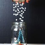 holiday-shakers-christmas-diy-craft-ideas