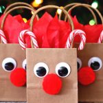 reindeer-christmas-gift-bags-diy-ideas