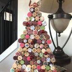 wine-cork-christmas-tree-diy-crafts-2020