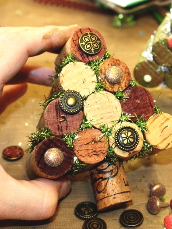 35 Adorable Christmas Craft Ideas That Bring The Holiday Spirit Into Your House