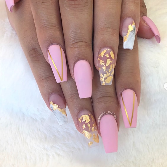 12 Popular Winter Nail Art Trends That You Need To Try ASAP