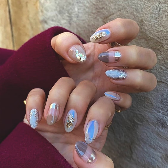 12 Popular Winter Nail Art Trends That You Need To Try ASAP