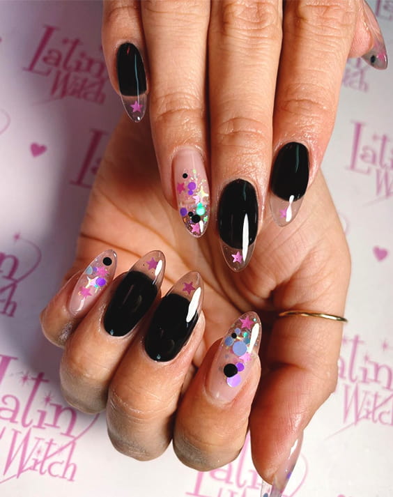 12 Popular Winter Nail Art Trends That You Need To Try ASAP