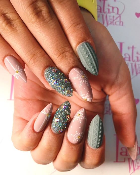 12 Popular Winter Nail Art Trends That You Need To Try ASAP