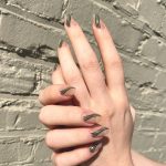 negative-space-lines-nail-art-winter-nails-trends
