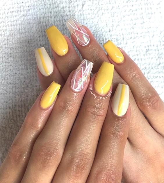 12 Popular Winter Nail Art Trends That You Need To Try ASAP