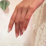 pearl-accented-nail-art-idea-winter-nails-trend
