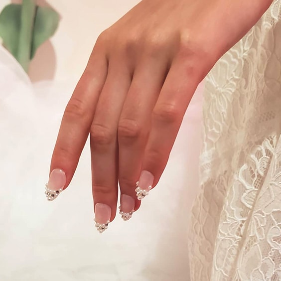 12 Popular Winter Nail Art Trends That You Need To Try ASAP