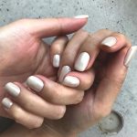 pearly-nails-winter-nail-art-design-trends