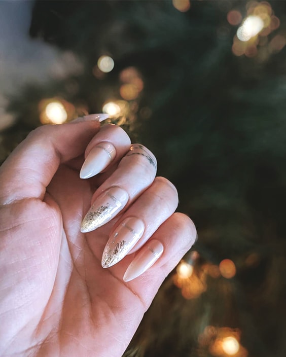 12 Popular Winter Nail Art Trends That You Need To Try ASAP