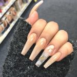 sparkly-ombre-nail-art-winter-nail-trends