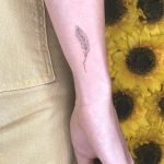 feather-tattoo-idea-for-best-friends