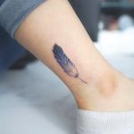 feather-tattoo-ideas-for-bff