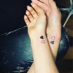 matching-bff-tattoo-ideas-outline-heart-tattoo