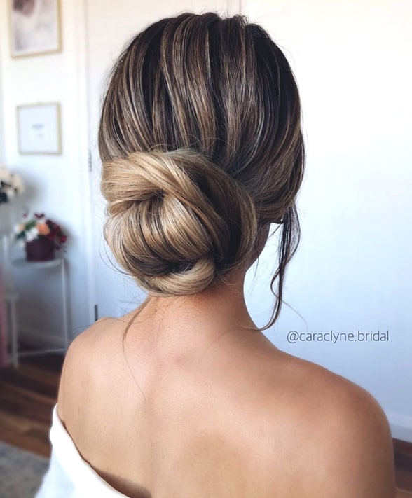 11 Charming Valentine's Day Hairstyles For Any Type Of Date