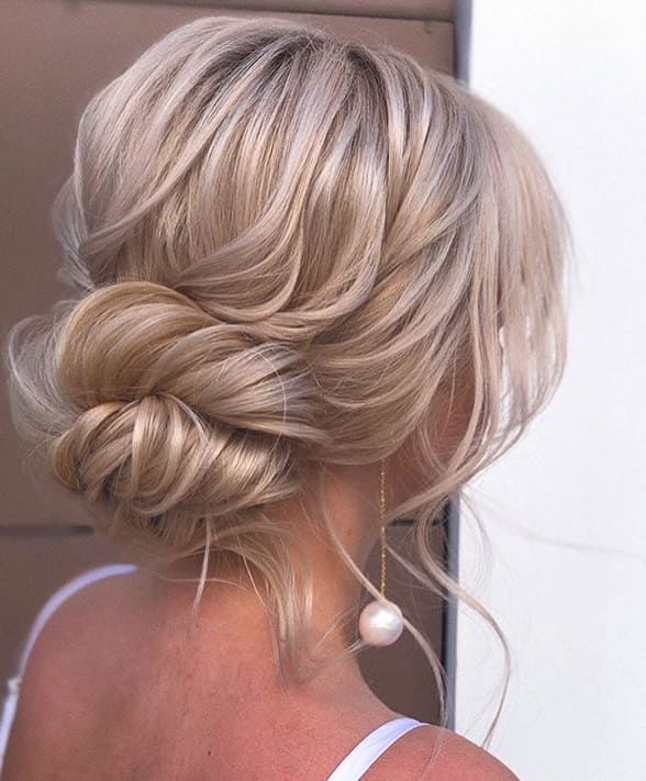 11 Charming Valentine's Day Hairstyles For Any Type Of Date