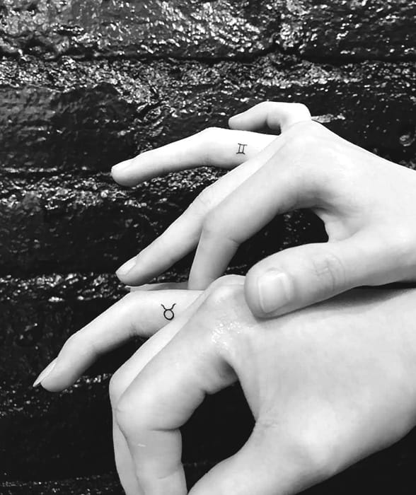 72 Creative Matching Best Friend Tattoos In 2020 That Are Super Cute