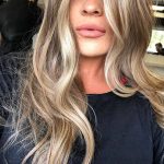 blonde-highlights-hair-2020-hair-color-trends