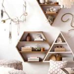 creative-wall-shelves-decor-idea
