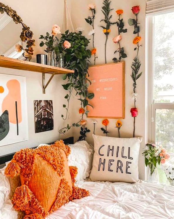 How To Decorate Your Blank Walls: 17 Inspirational Chic Ideas