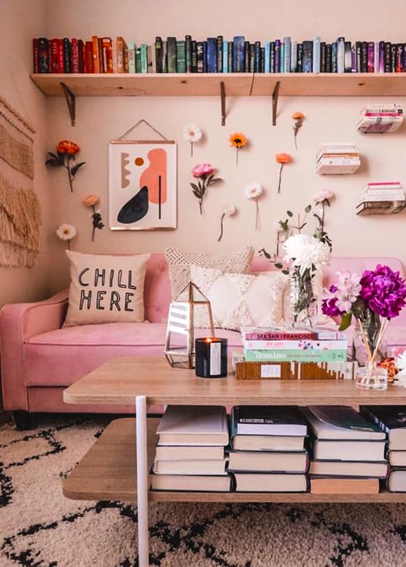 How To Decorate Your Blank Walls: 17 Inspirational Chic Ideas