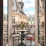 french-parisian-patio-design-idea