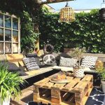 rustic-outdoor-space-design-patio-ideas