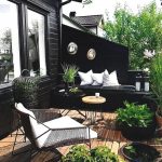 black-and-white-patio-outdoor-design