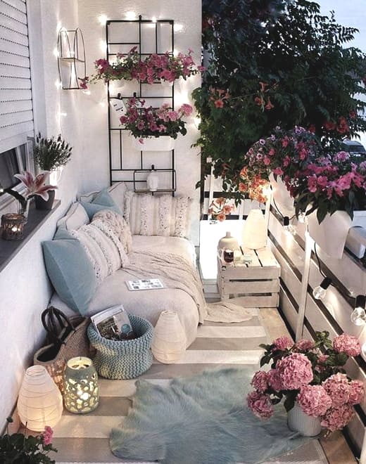 12 Inspiring Patio Ideas For A Dreamy Outdoor Space of Your Home